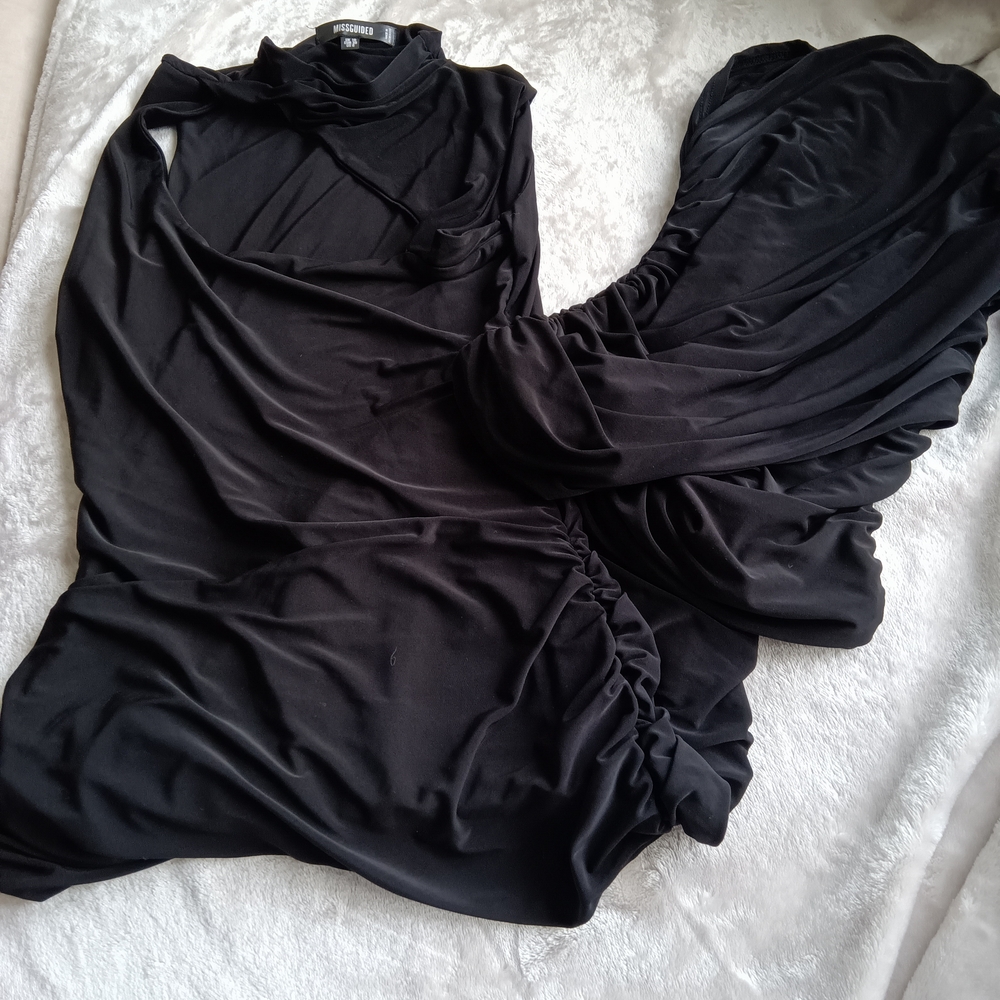 Elegant Black Draped Dress